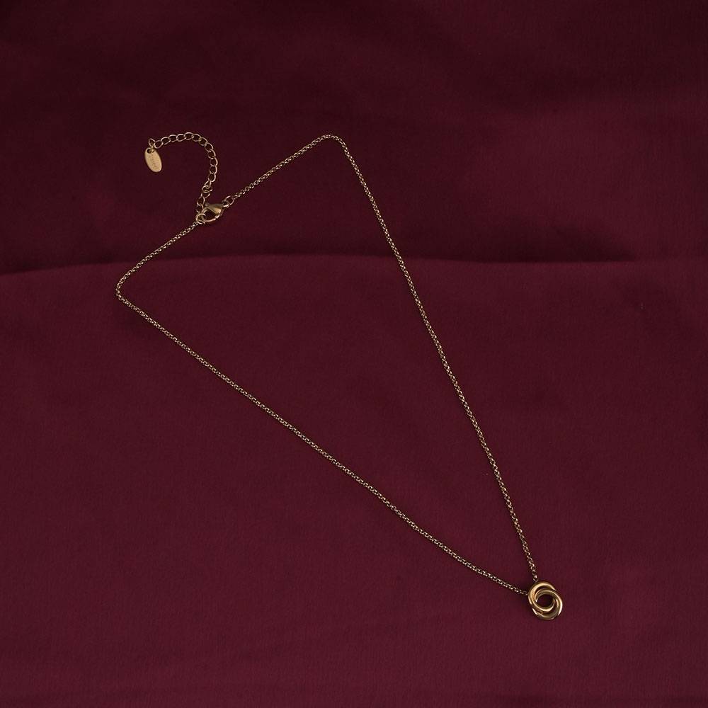 Interlock Gold Chain Necklace : PMW01NC082
