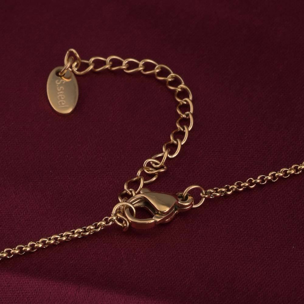 Interlock Gold Chain Necklace : PMW01NC082
