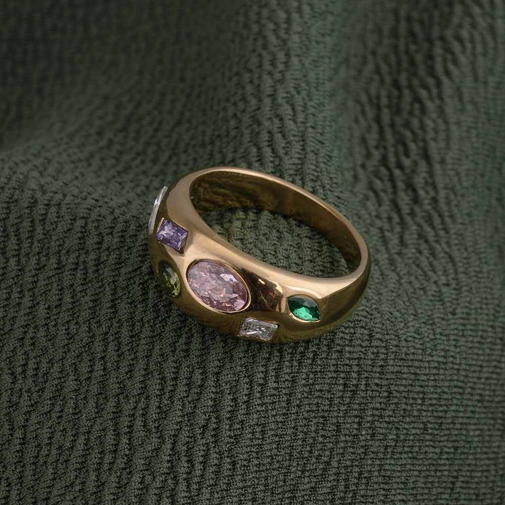 Multi Stone Unique Gold Ring : PMW01RG013