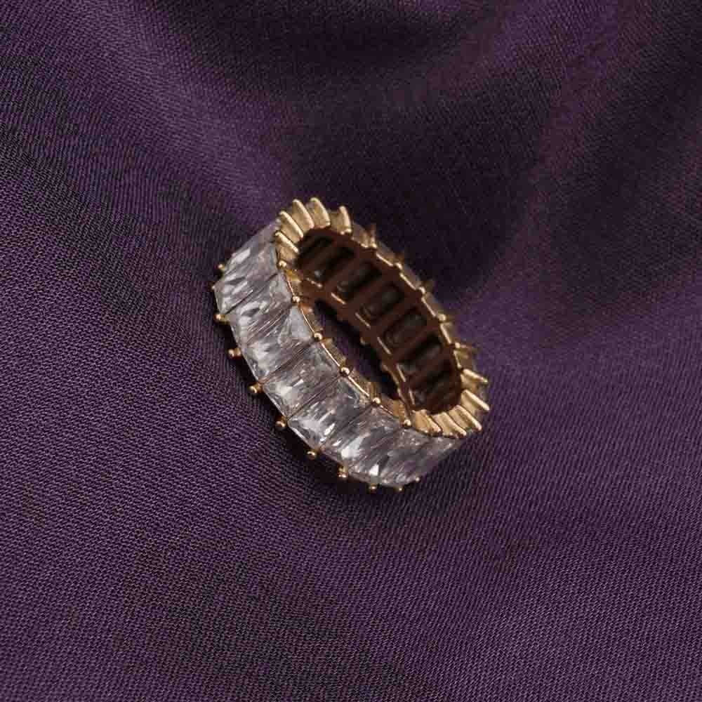 Radiant White Stone Band Ring : PMW01RG018-6
