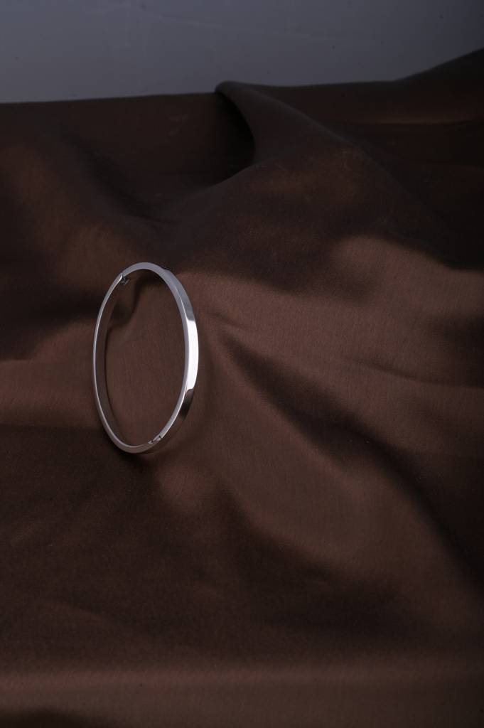 Sleek Simplicity Silver Bangle Bracelet : PMW02BR014