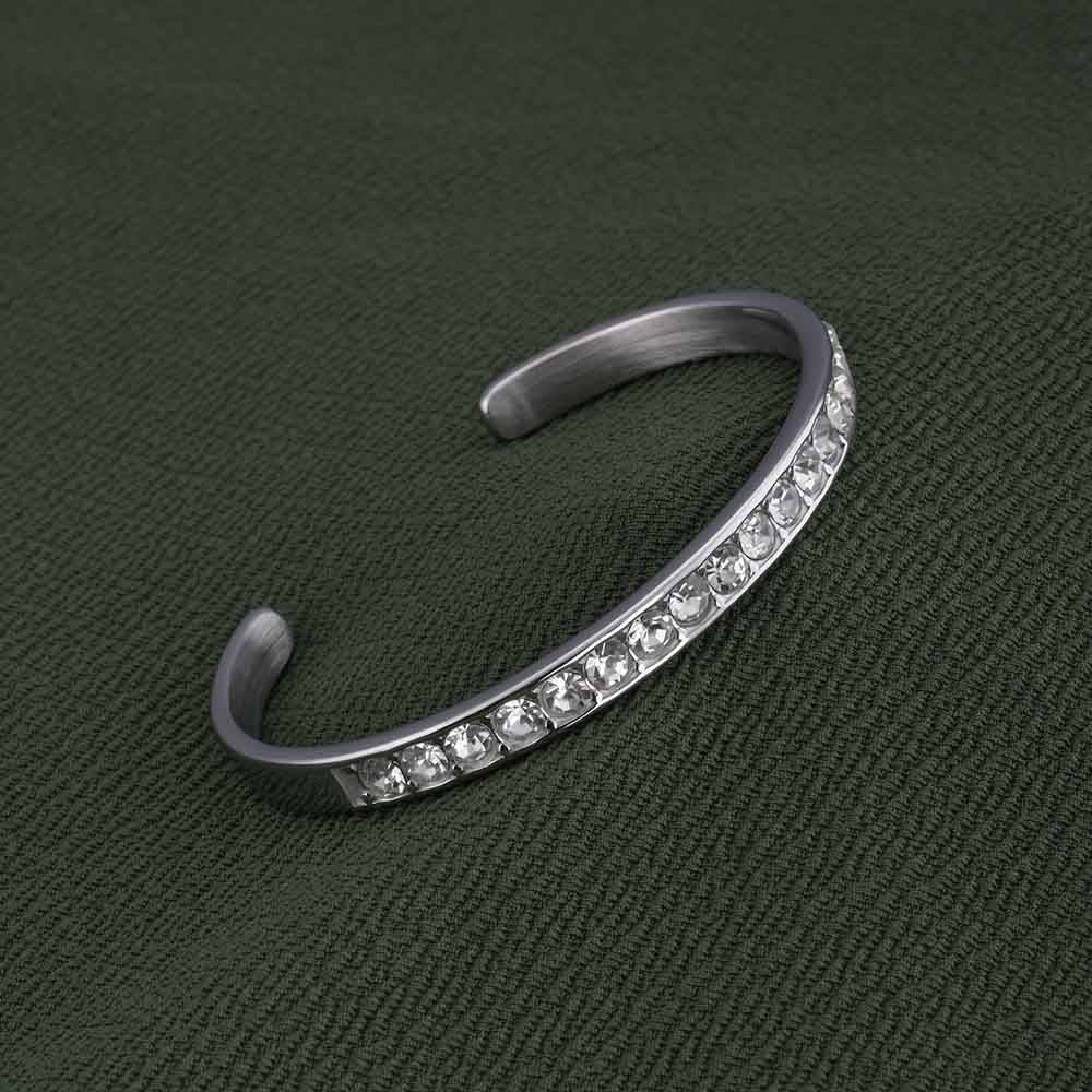 Elegant Zirconia Studded Silver Bracelet : PMW02BR015