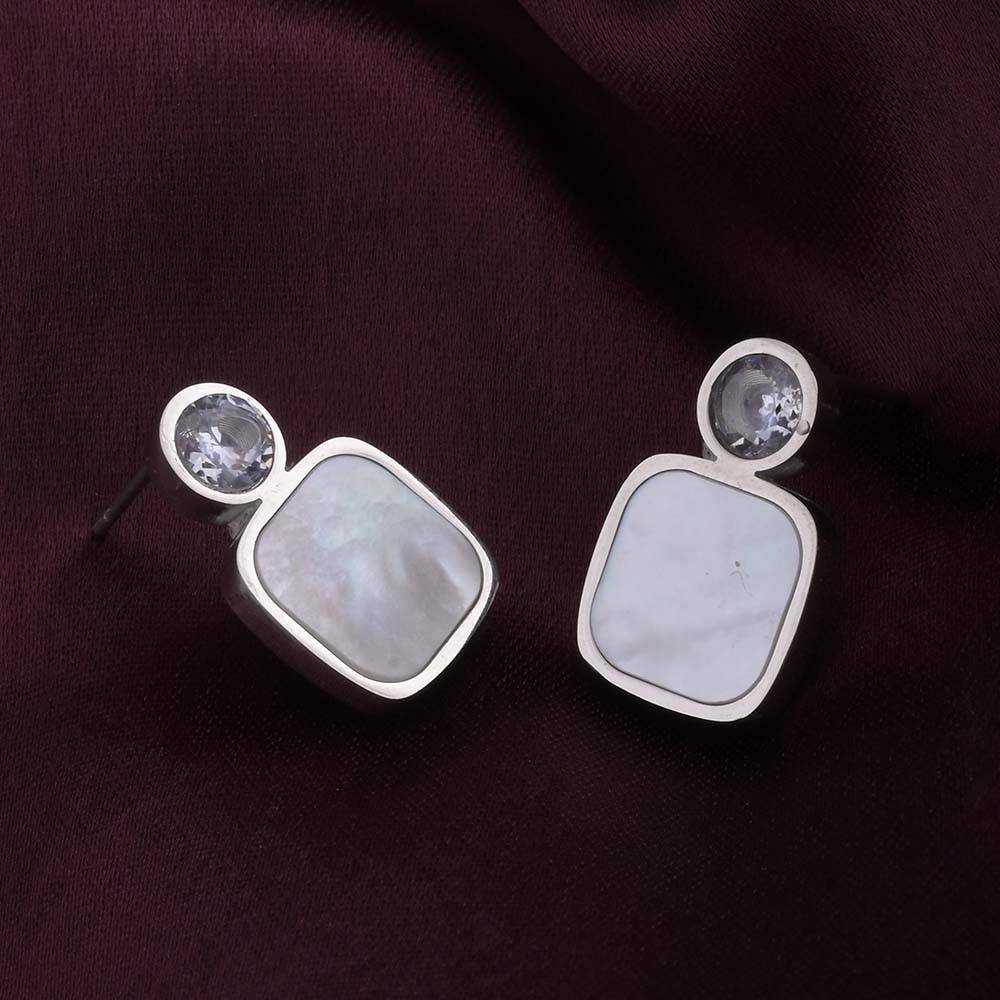 Zircon Studded Drop Earring : PMW02ER022