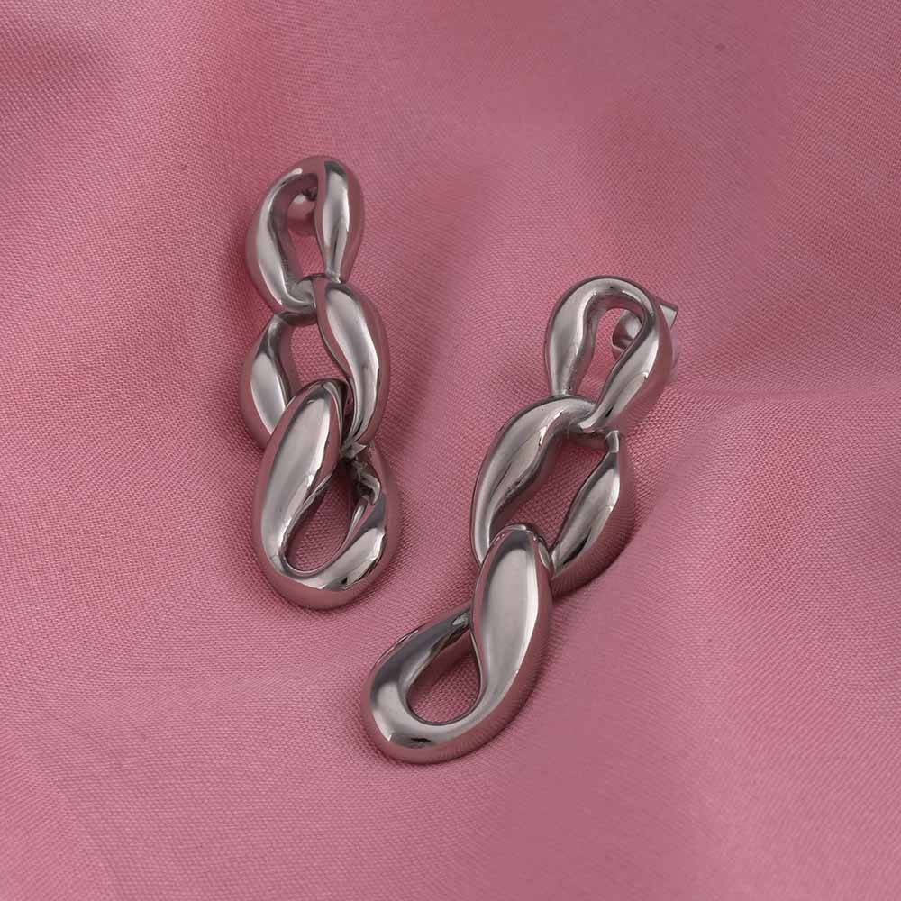 Linked Silver Chain Drop Earrings : PMW02ER039
