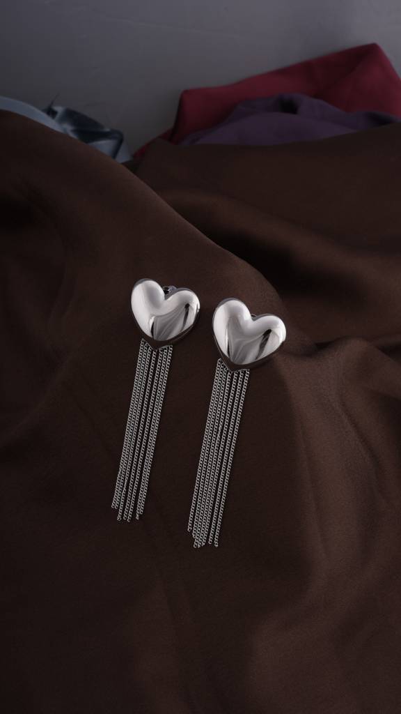 Silver Heart Fringe Drop Earrings : PMW02ER040