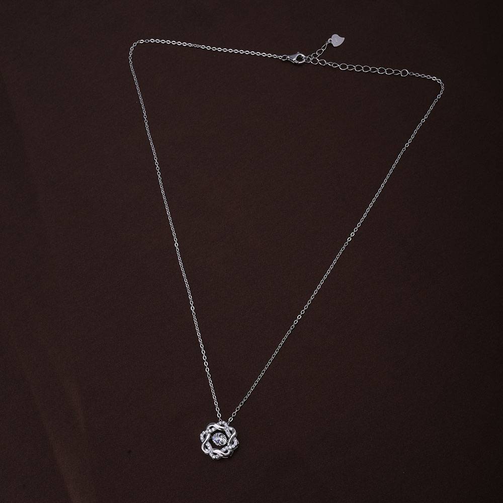 Dazzling Floral Stone Studded Necklace : PMW02NC010