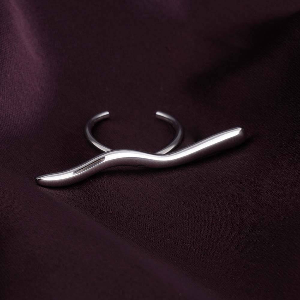 Delicate Wave Silver Ring : PMW02RG006