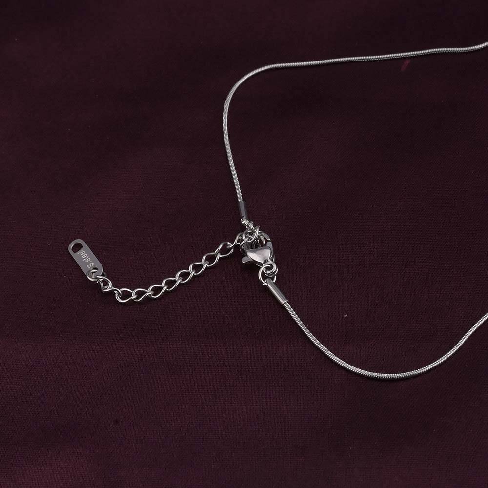 Circle Of Love Chain Necklace : PMW04NC002