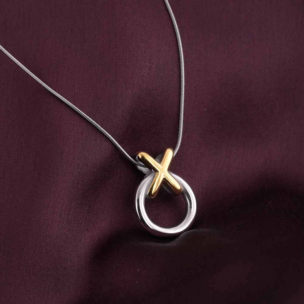 Circle Of Love Chain Necklace : PMW04NC002