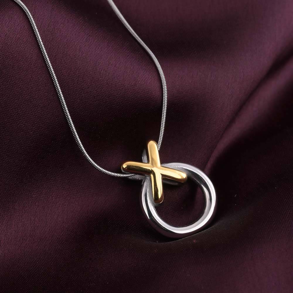 Circle Of Love Chain Necklace : PMW04NC002