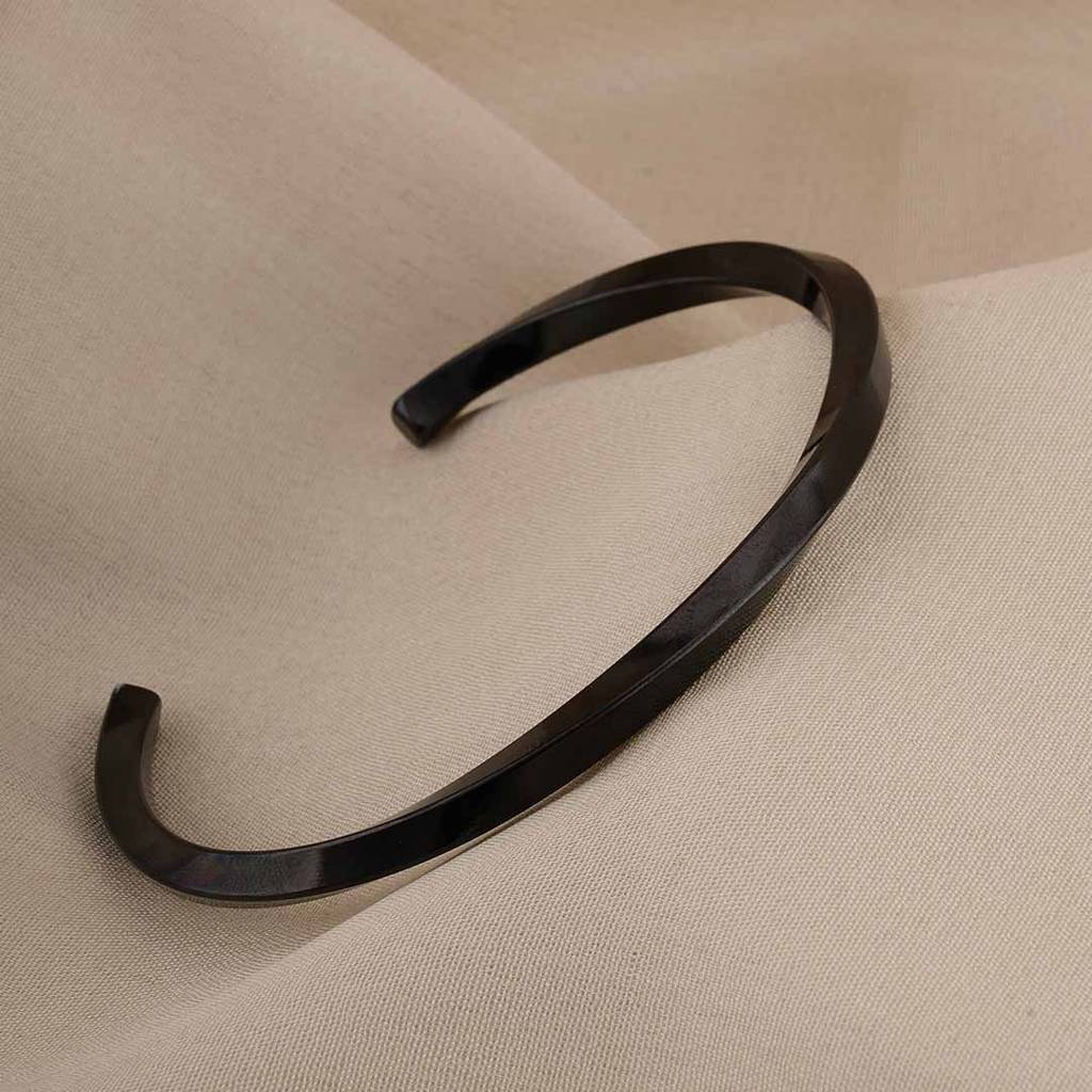 Black Hammered Cuff Bracelet For Women : PMWSSBR142-G