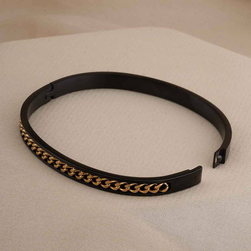 Chain Detailed Black Bracelet For Women : PMWSSBR146-G