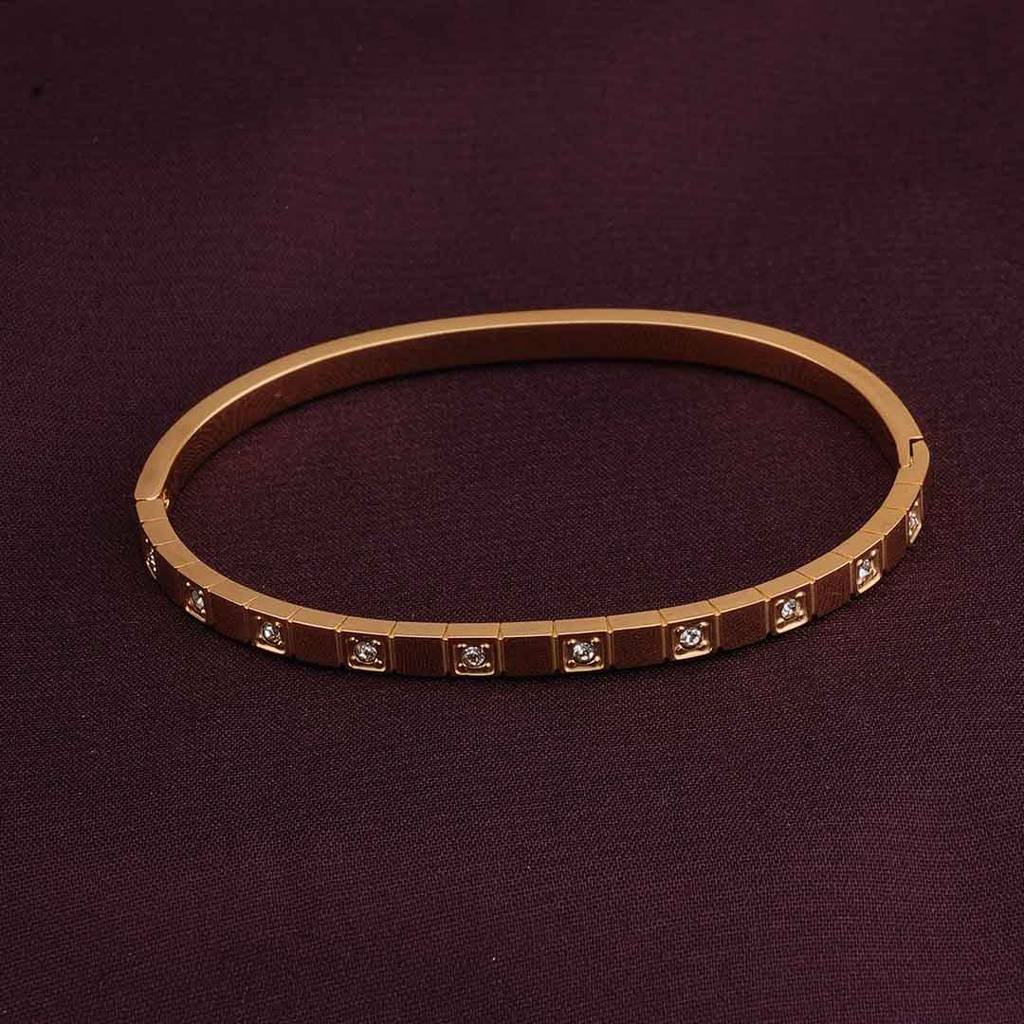 Dazzling Diamonds Bracelet For Women : PMWSSBR154-G