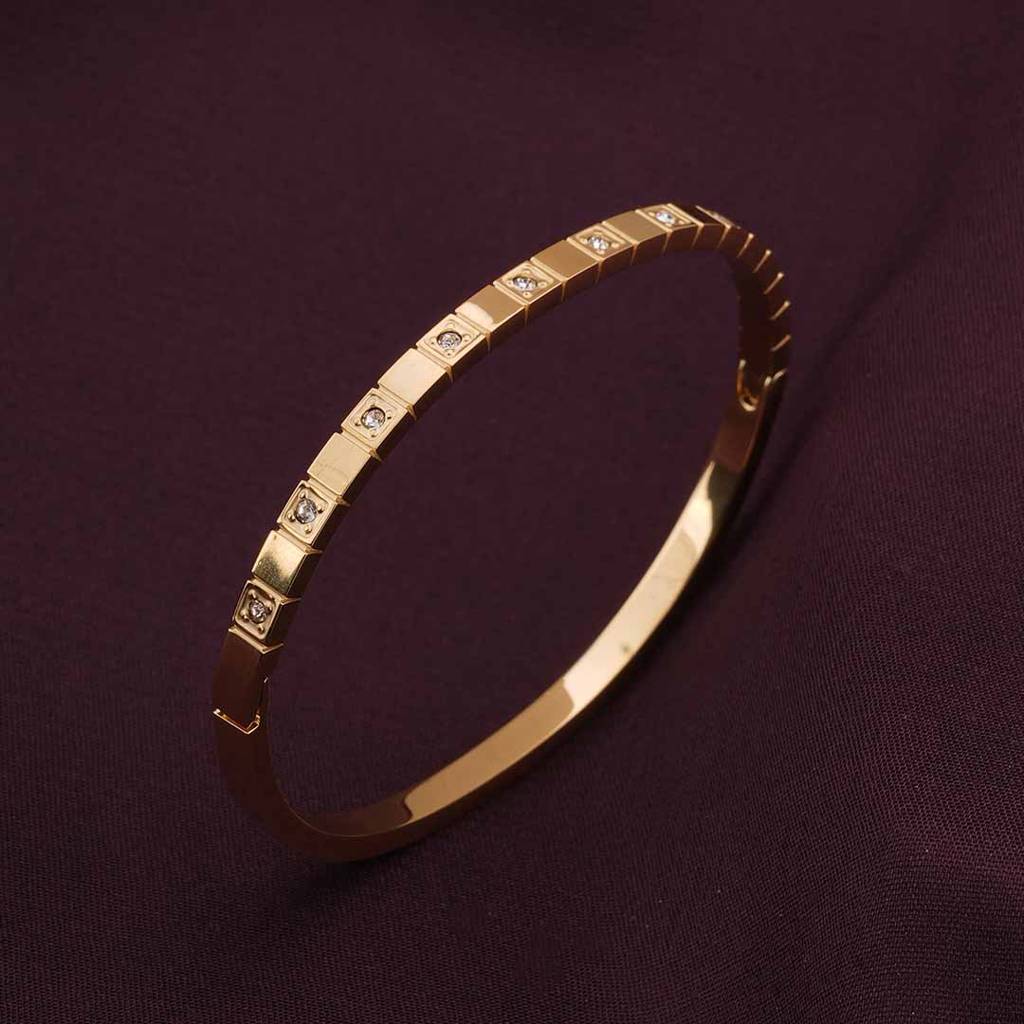 Dazzling Diamonds Bracelet For Women : PMWSSBR154-G