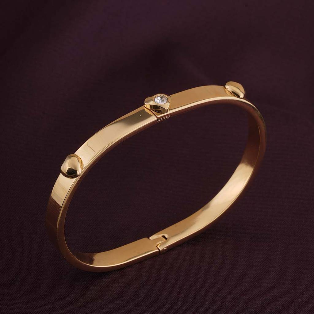 Timeless Gold Bangle Bracelet For Women : PMWSSBR156-G