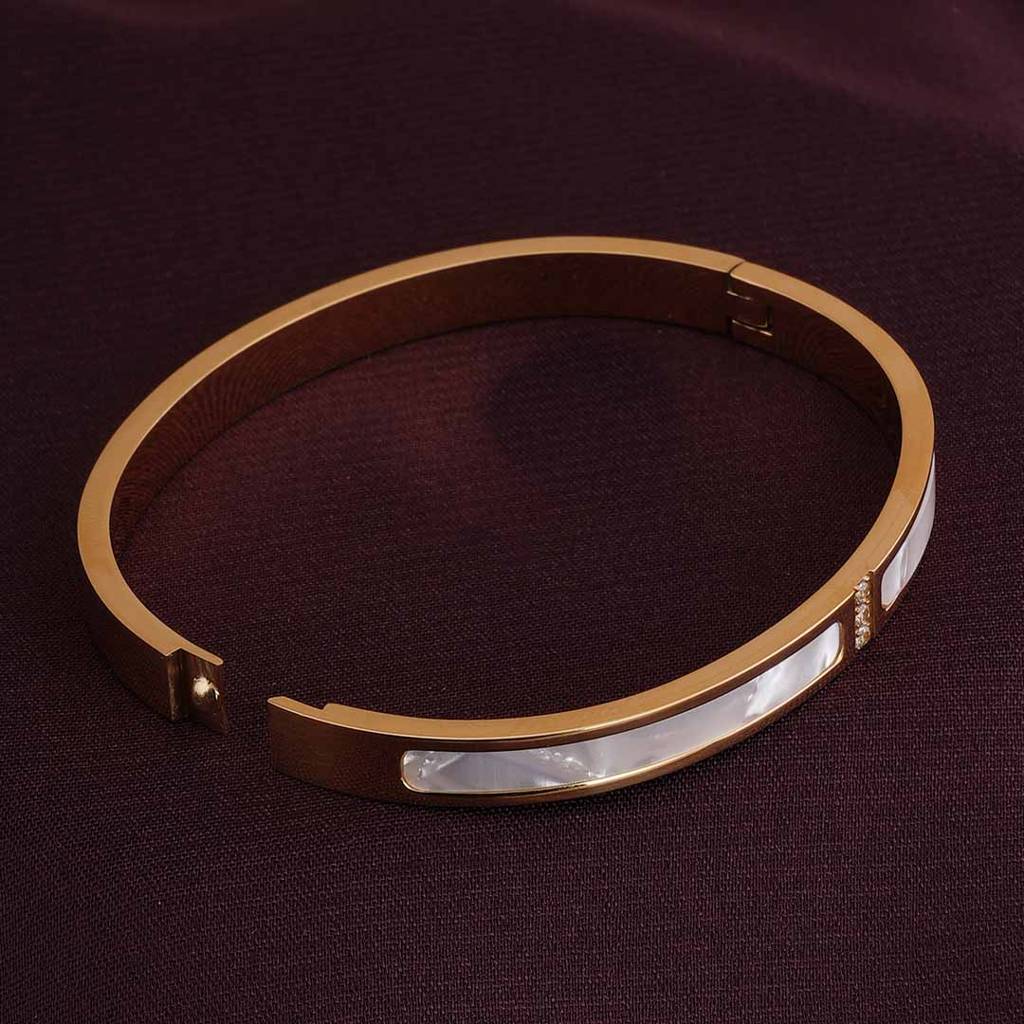 Classic Gold Bangle Bracelet For Women : PMWSSBR157-G