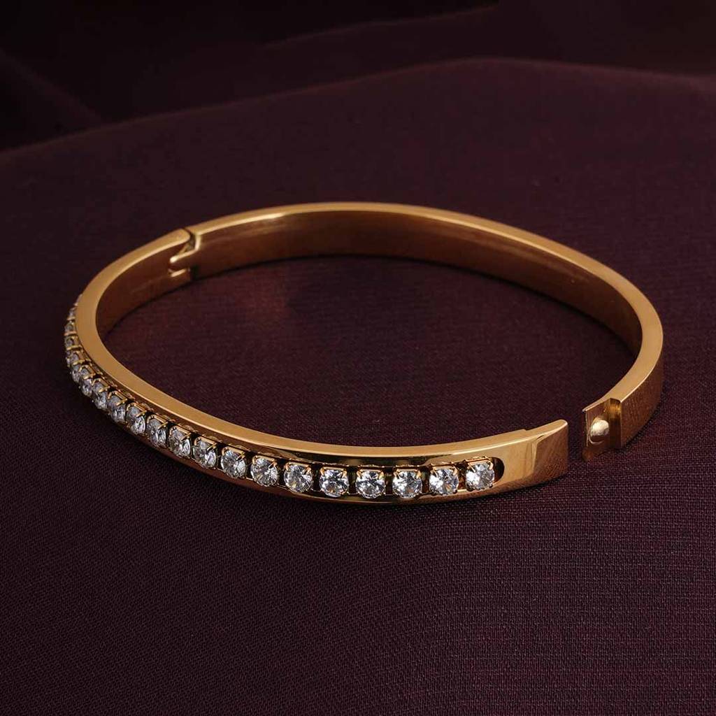 Shine Bright Gold Bracelet For Women : PMWSSBR160-G