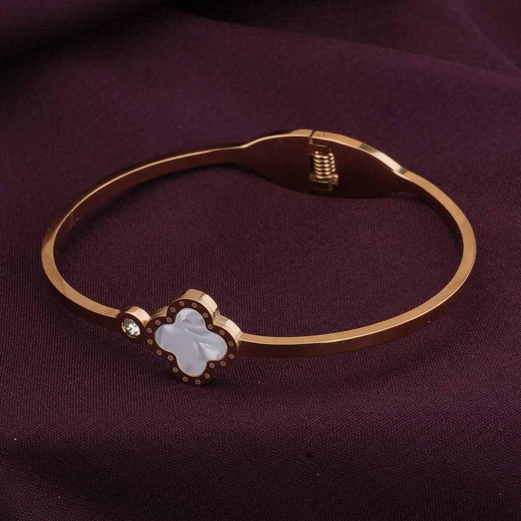 Vintage Gold Bangle Bracelet For Women : PMWSSBR161-G