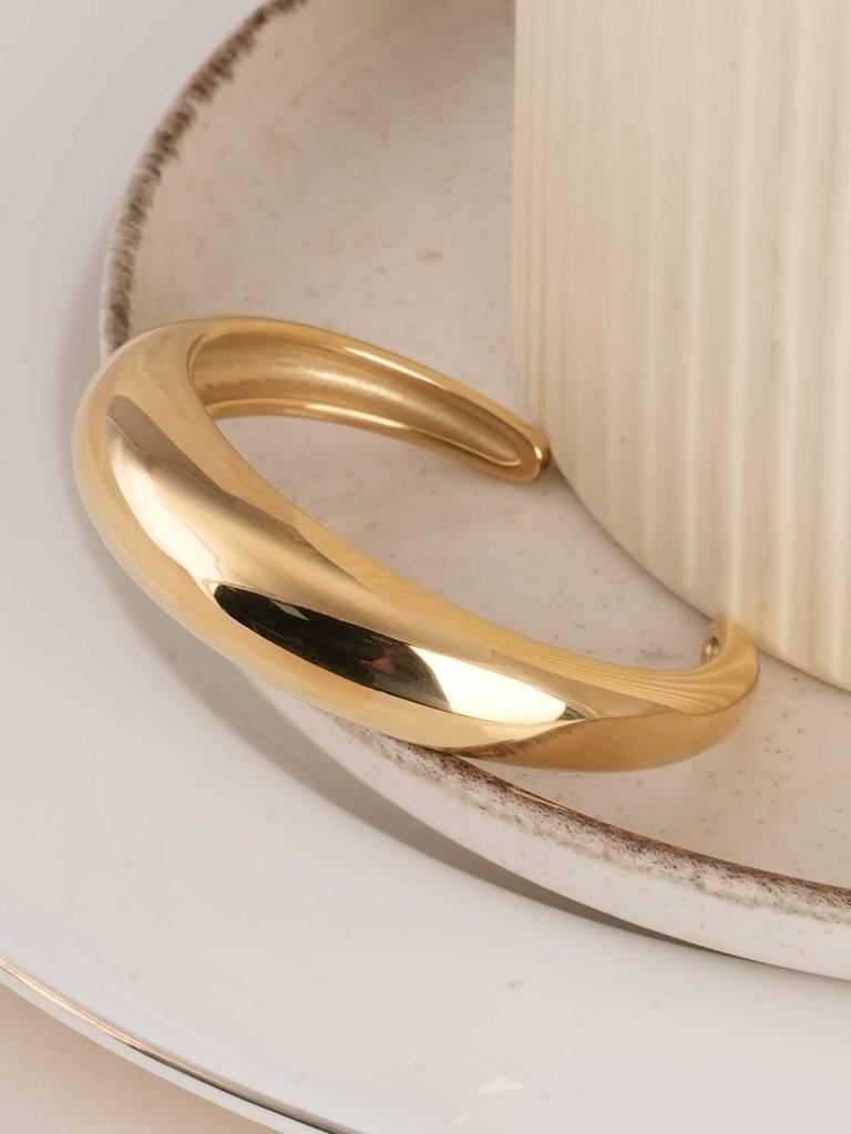 Plain Gold Stackable Cuff Bracelet For Womens - Waterproof & Anti-Tarnish : PMWSSBR200-G