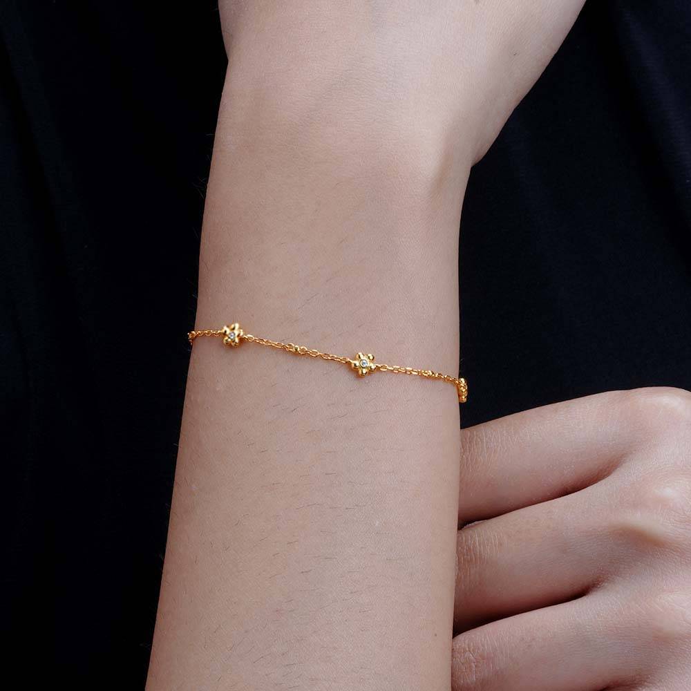 925 Sterling Silver Blossom Phool Bracelet For Womens - Waterproof & Anti-Tarnish : PMWSTBR081-G