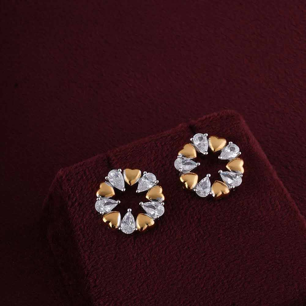 925 Sterling Silver Bling Pulse
Diva Stud Earrings For Womens - Waterproof & Anti Tarnish : PMWSTER261-G