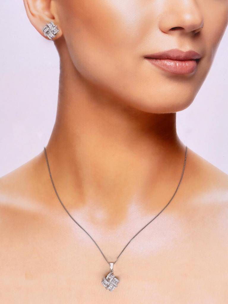 Sterling Knotted Brilliance Pendant With Chain & Earrings Set : PSCP115-S-NA