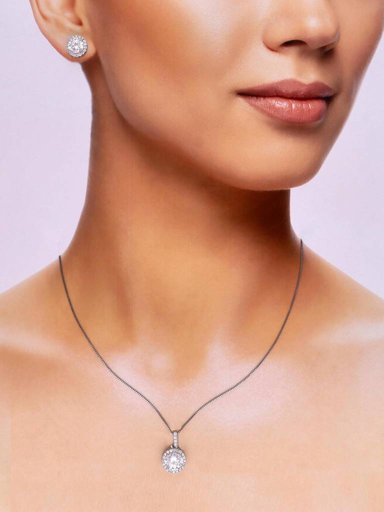 Sterling Silver Solitaire Pendant With Chain Set : PSCP286-S-NA