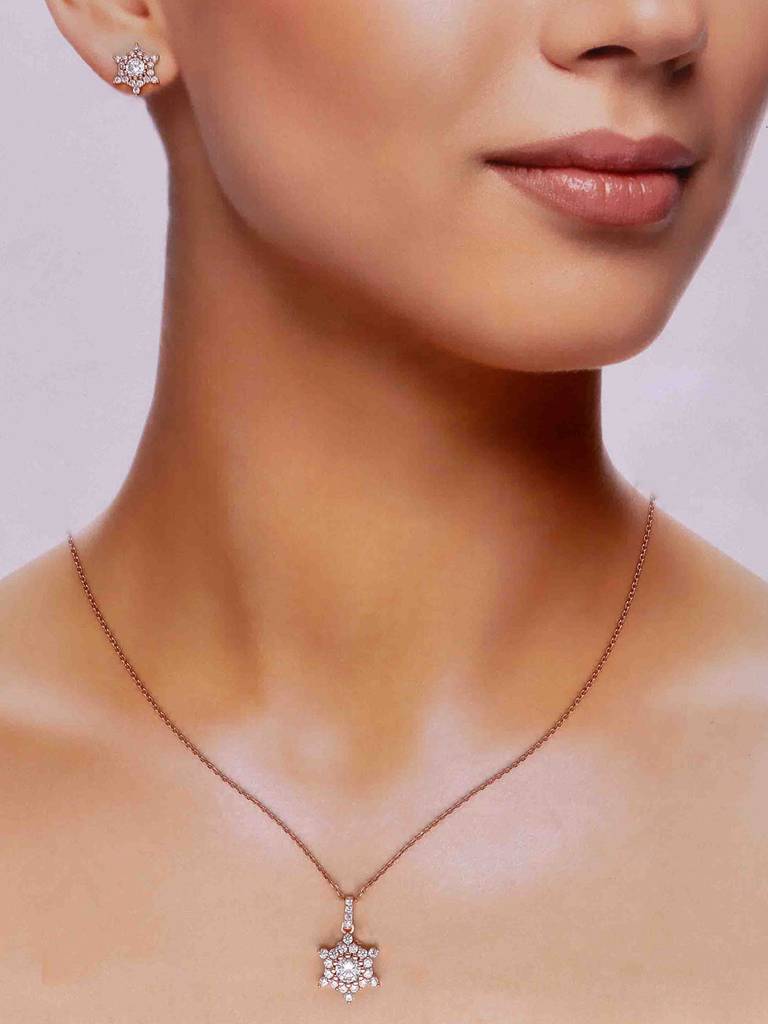 925 Silver Snowflake Pendant With Chain & Earrings Set : PSCP304-RG-NA