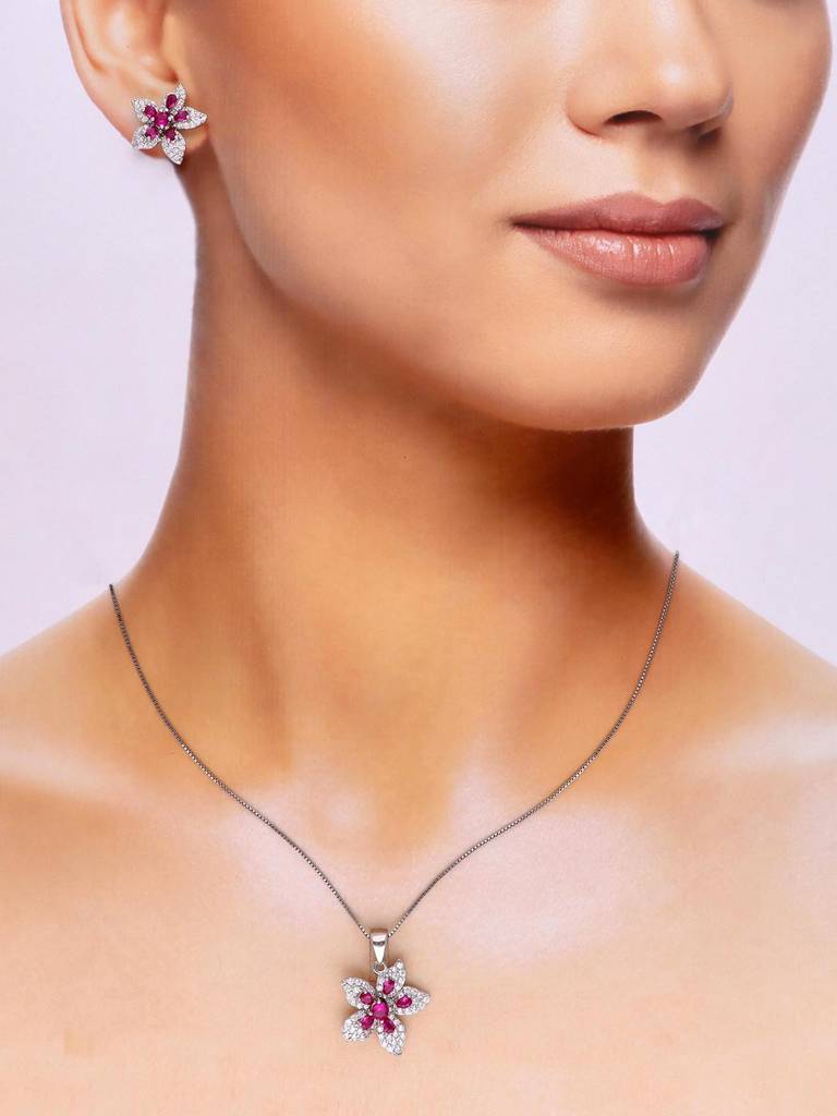 Sterling Shimmering Green Blossoms Zircon Pendant With Chain & Earrings Set : PSCP93-S-NA