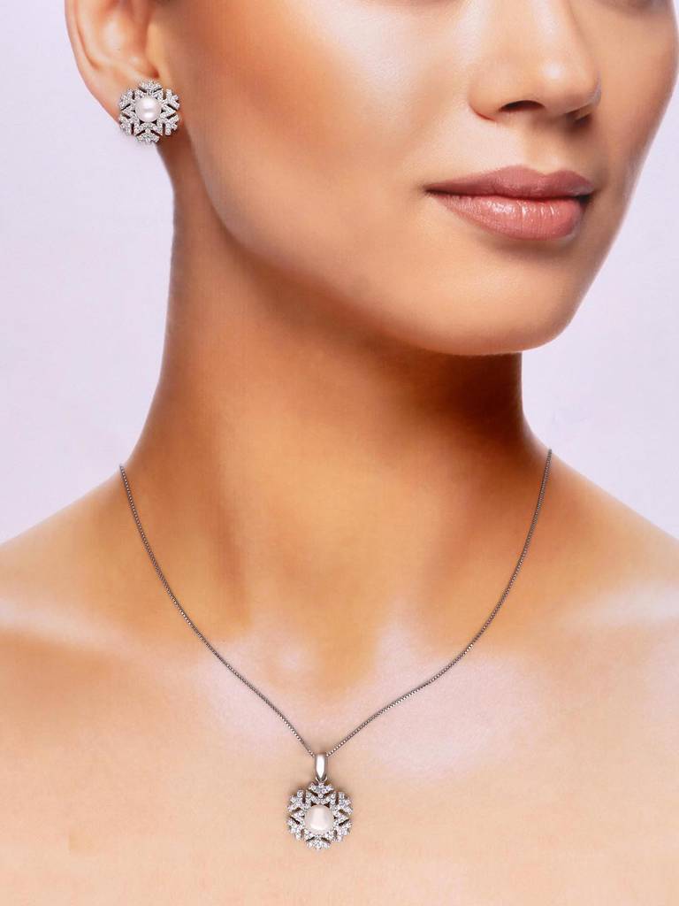 Sterling Snowflake Diamond & Pearl Pendant With Chain & Earrings Set : PSCP98-S-NA
