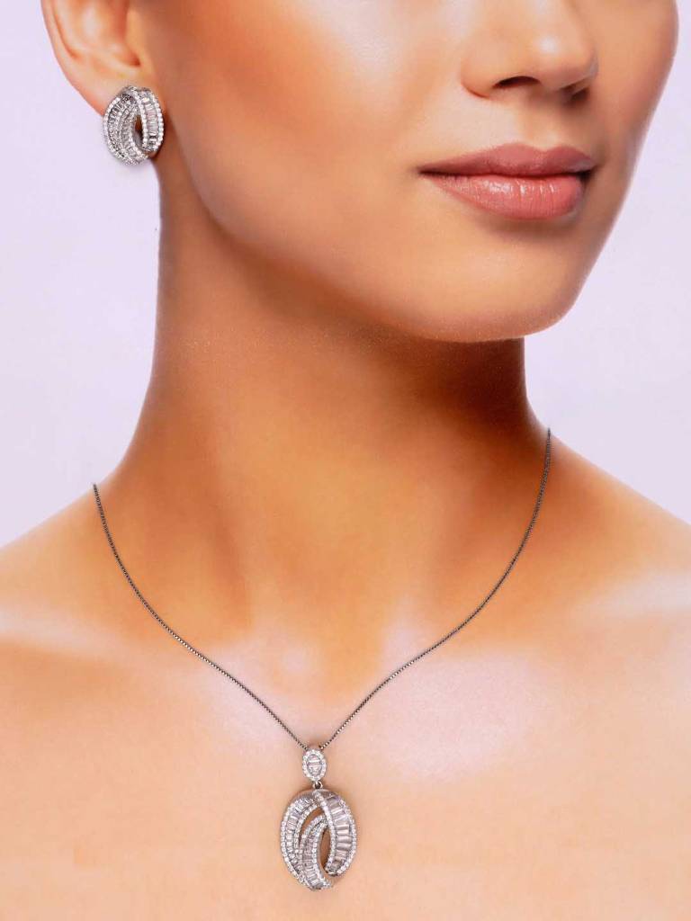 Sterling Sterling Crystal Pendant With Chain & Earrings Set : PSST146-S-NA