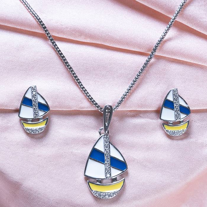 Sunny Sailboat Pendant Set : PS33