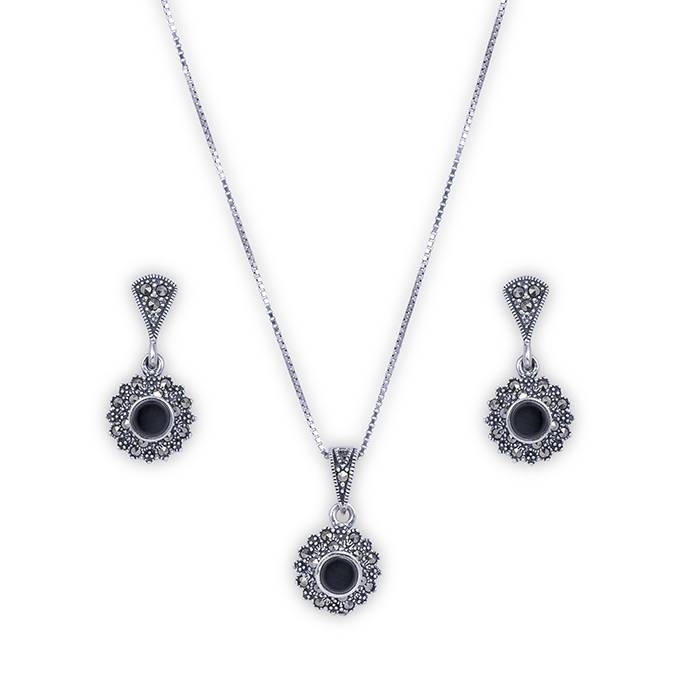 Ornate Eclipse Pendnat Set
