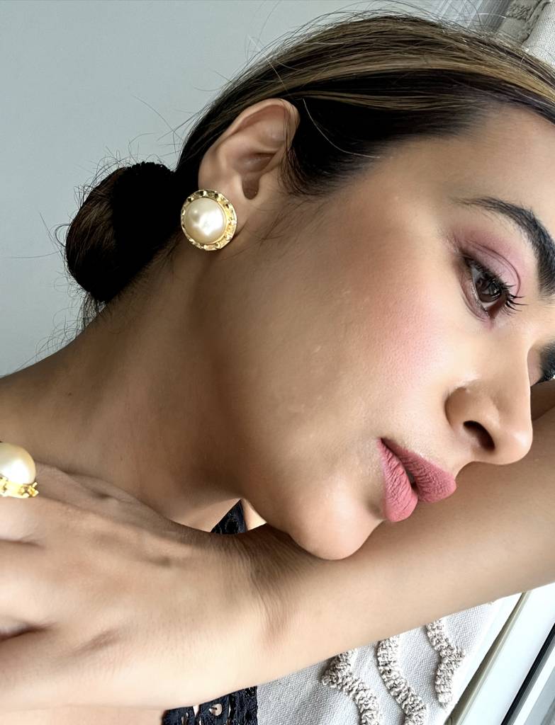 Pearl Luxe Studs