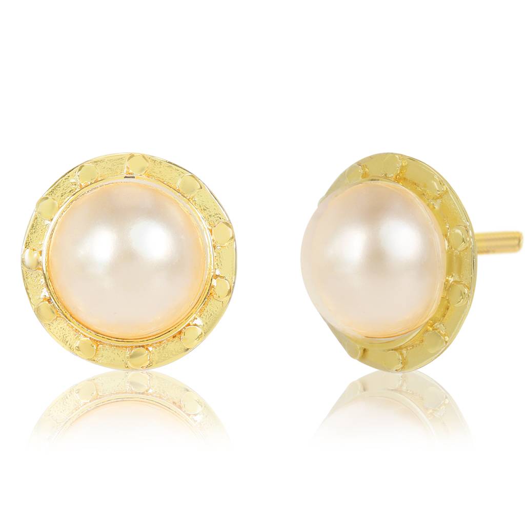 Pearl Luxe Studs