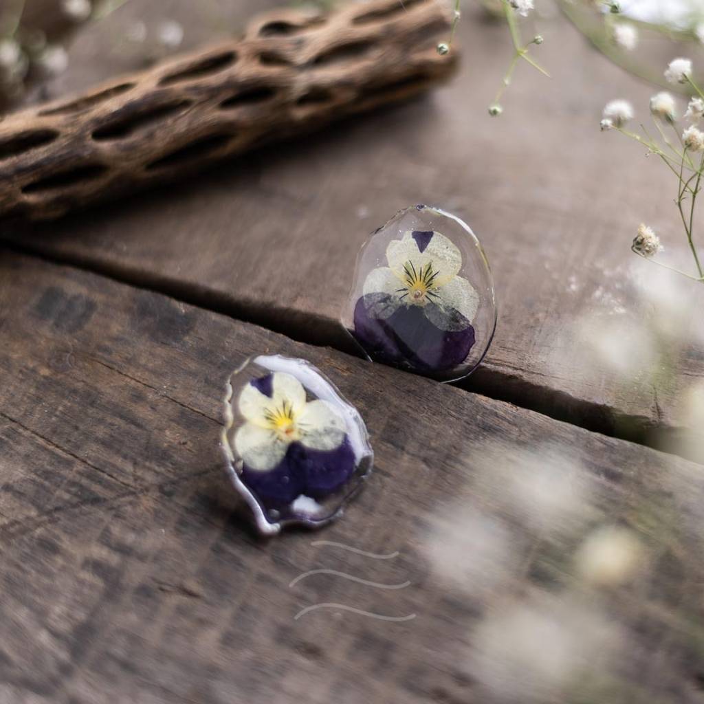 Plush Pansy Pin : LA-PP-PL