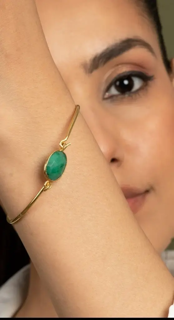 Gold Plated Contemporary Bracelet - Emerald Green : N383