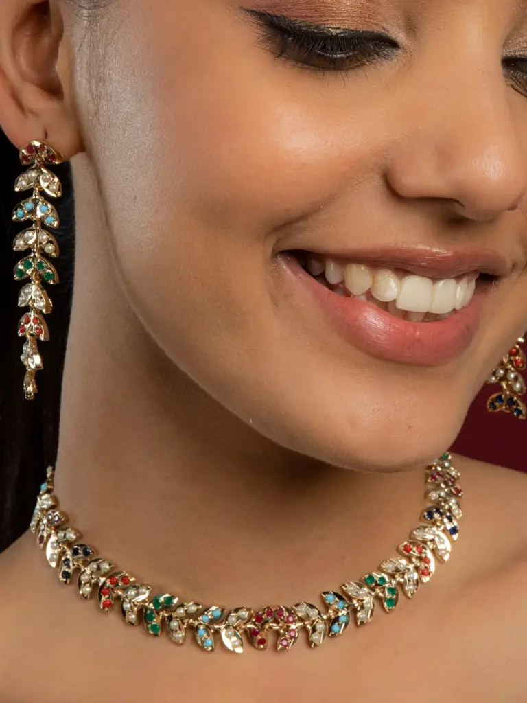 Jadau Leaf Choker Set - Multicolour : QJVV053
