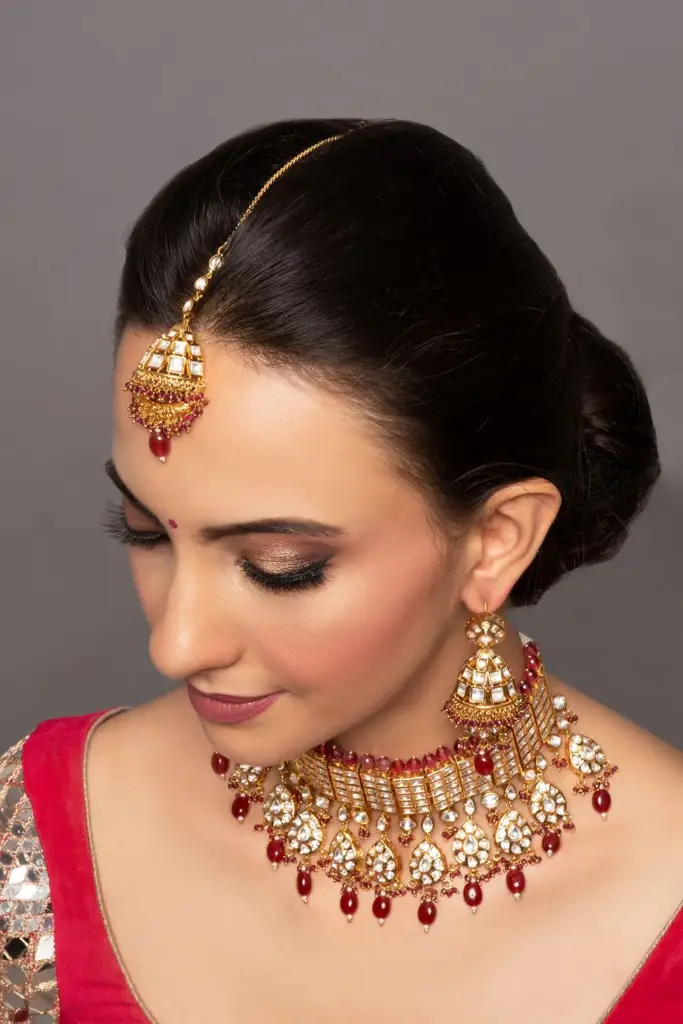 Naira Ruby Red Kundan Choker Set With Earrings & Mangtikka : QJSEP14