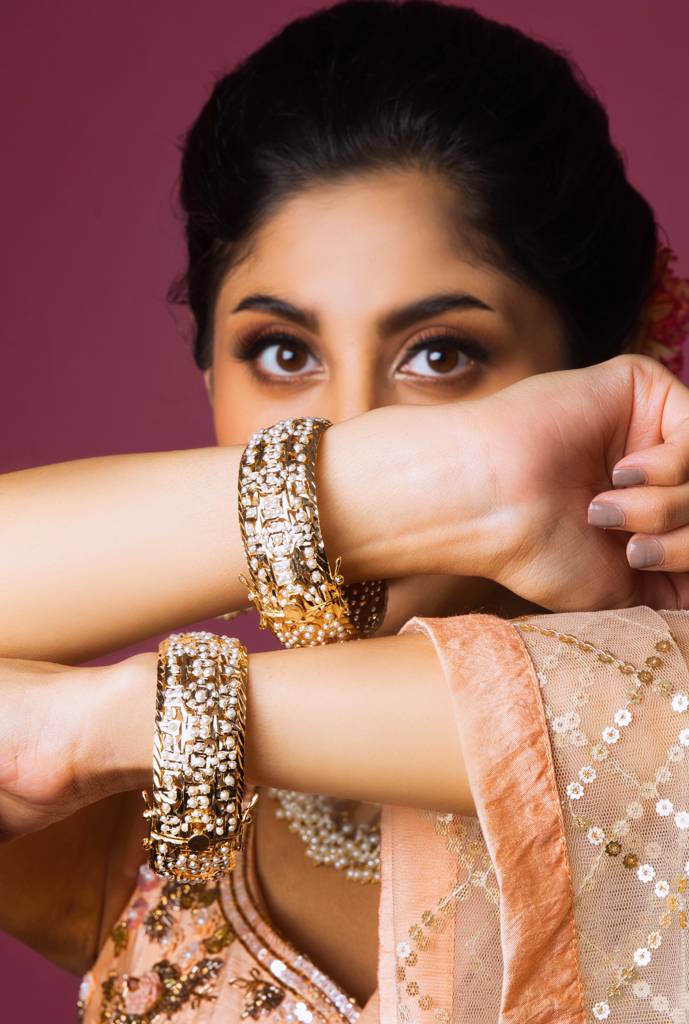 White Flat Jadau Bangles Pair : ASQJ071