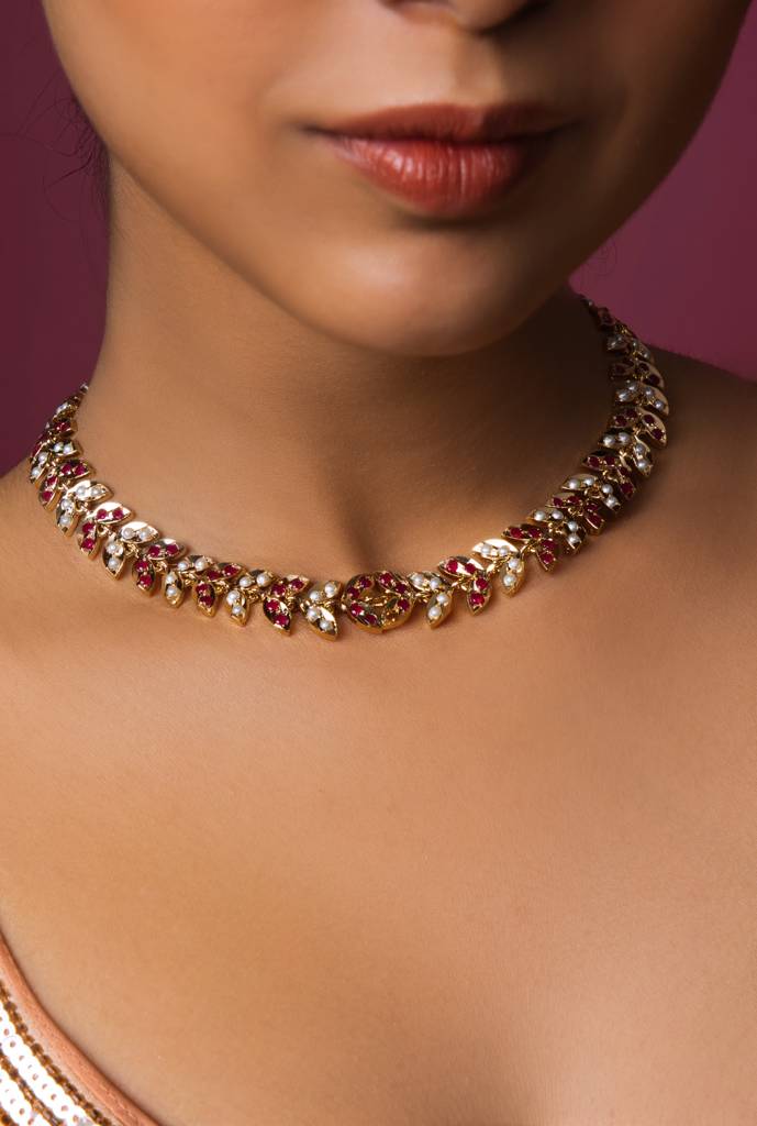 Crimson Red Leaf Choker Set : ASQJ046