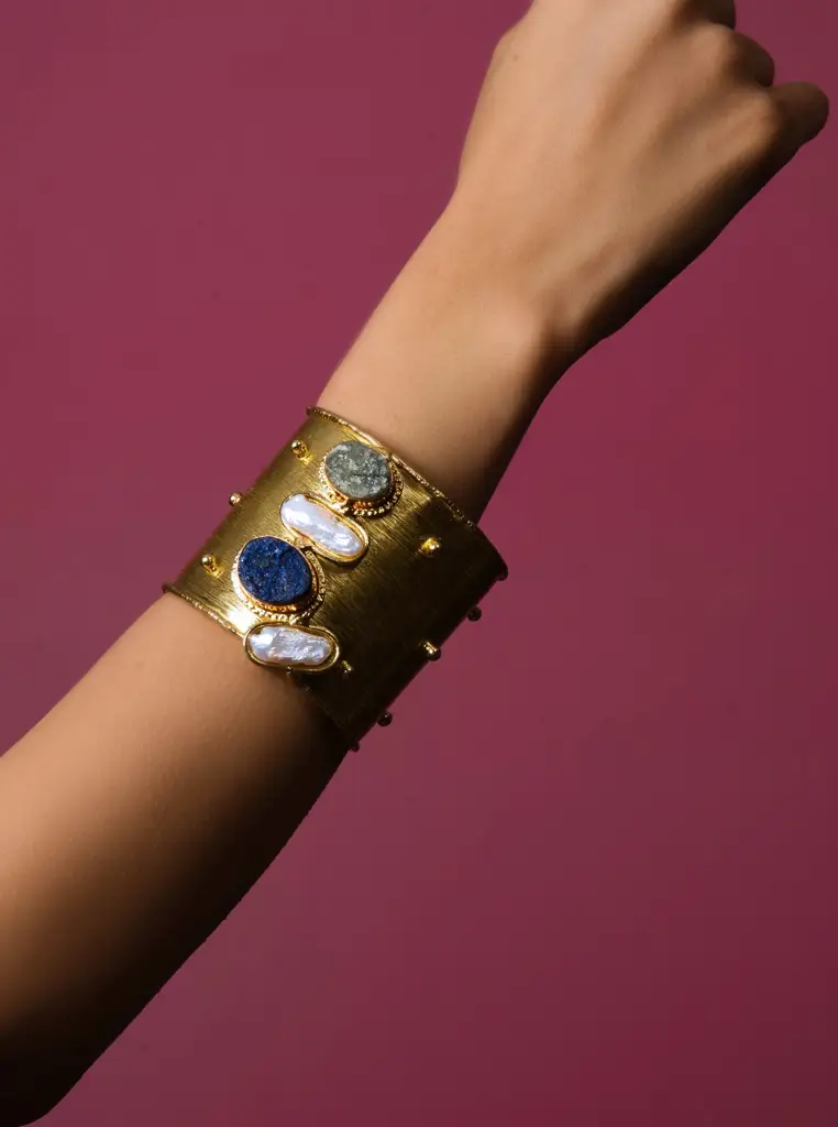 Gold Semi-Precious Stone Adjustable Cuff : SKQJ060