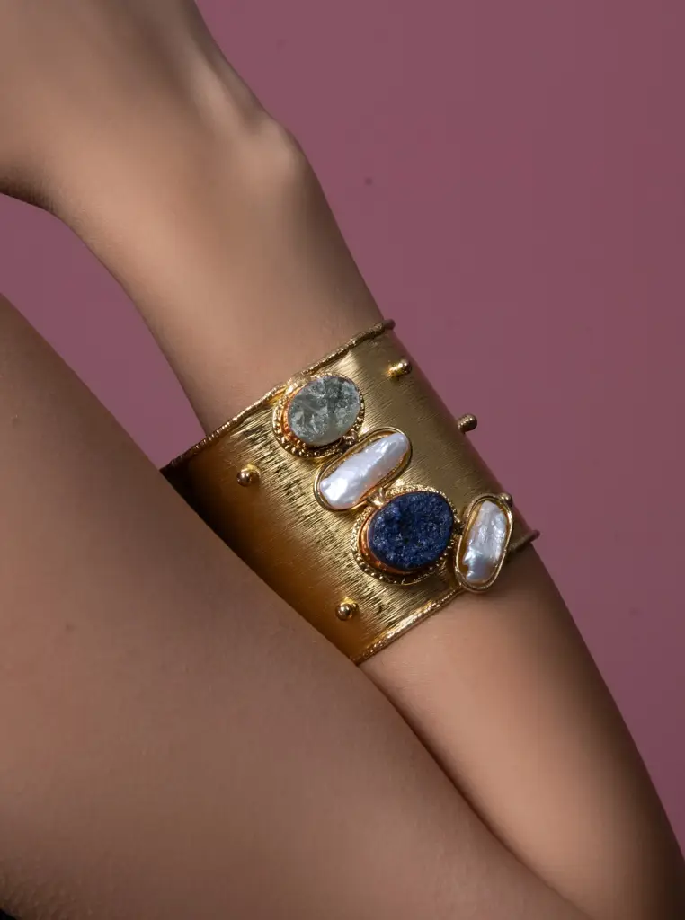 Gold Semi-Precious Stone Adjustable Cuff : SKQJ060