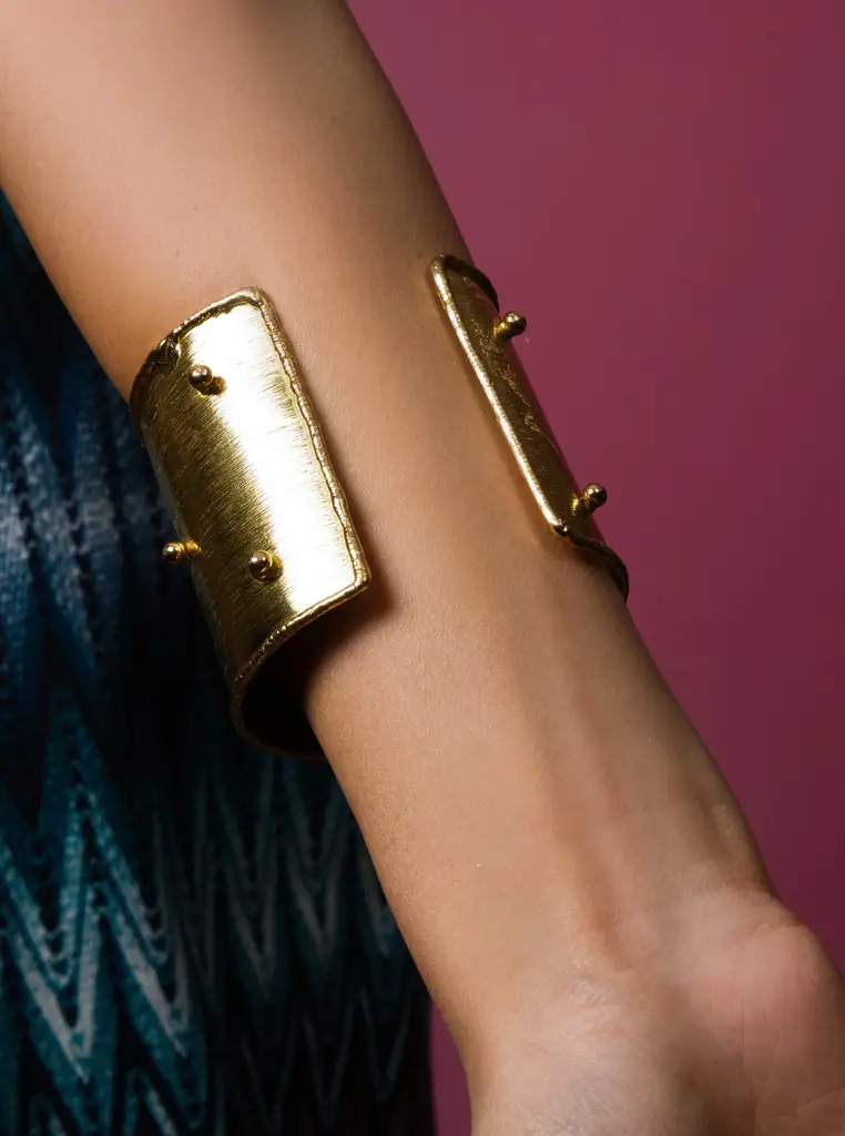 Gold Semi-Precious Stone Adjustable Cuff : SKQJ060