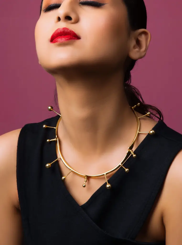 Dark Elegance Necklace : CED42198