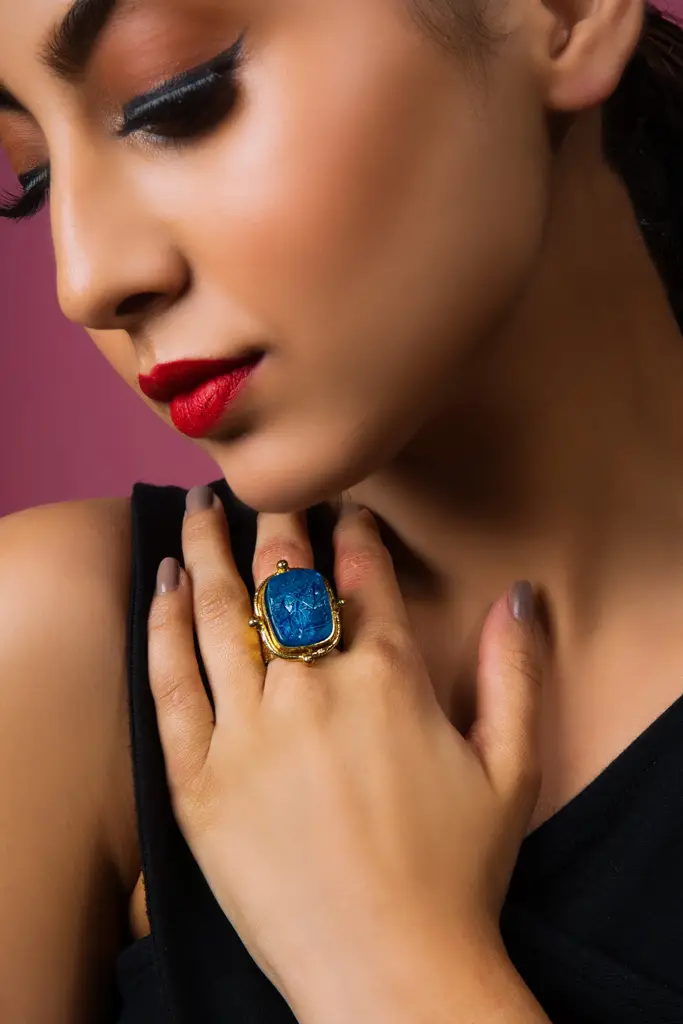 Isabella Blue Topaz Crystal Ring : SHRE5624