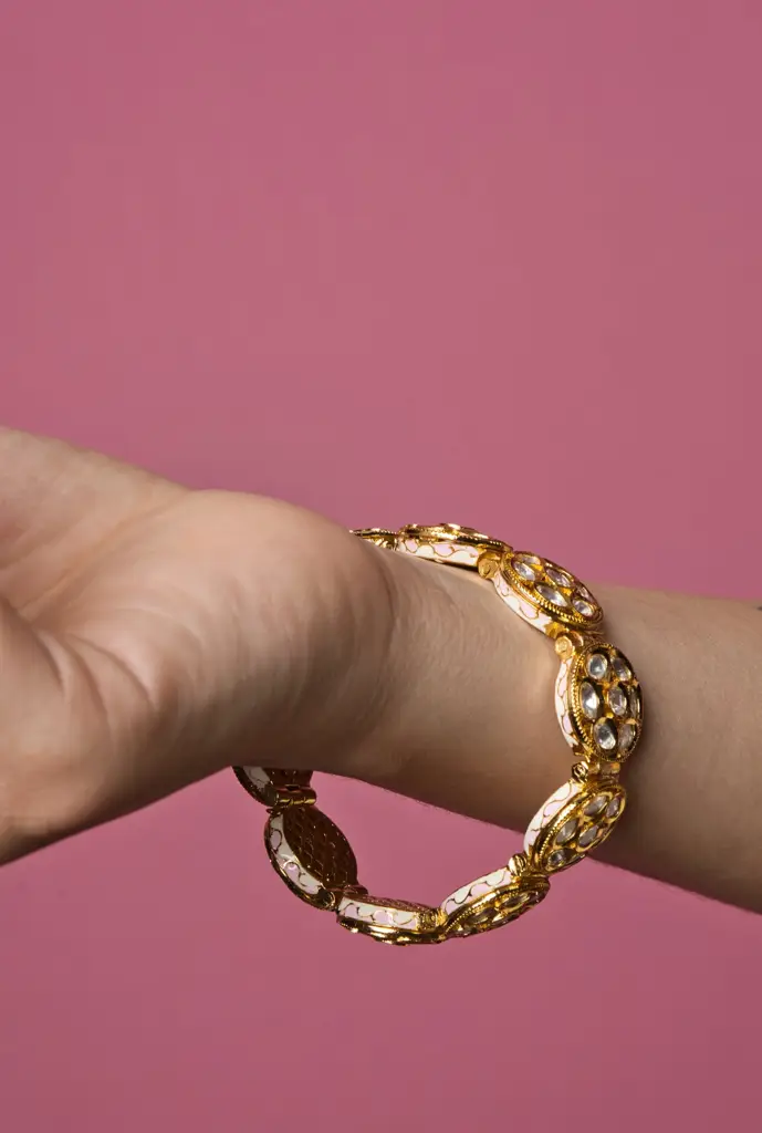 Flower Kundan Bracelet : SSJAN006