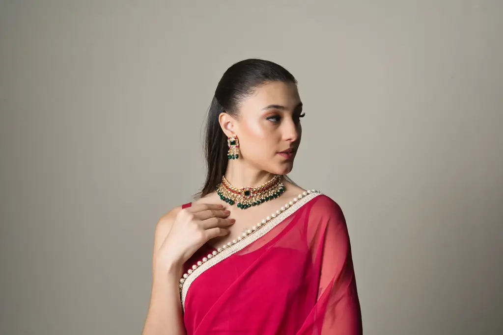 Sameera Multicolour Kundan Jewellery Set With Earrings : RMQJ0075