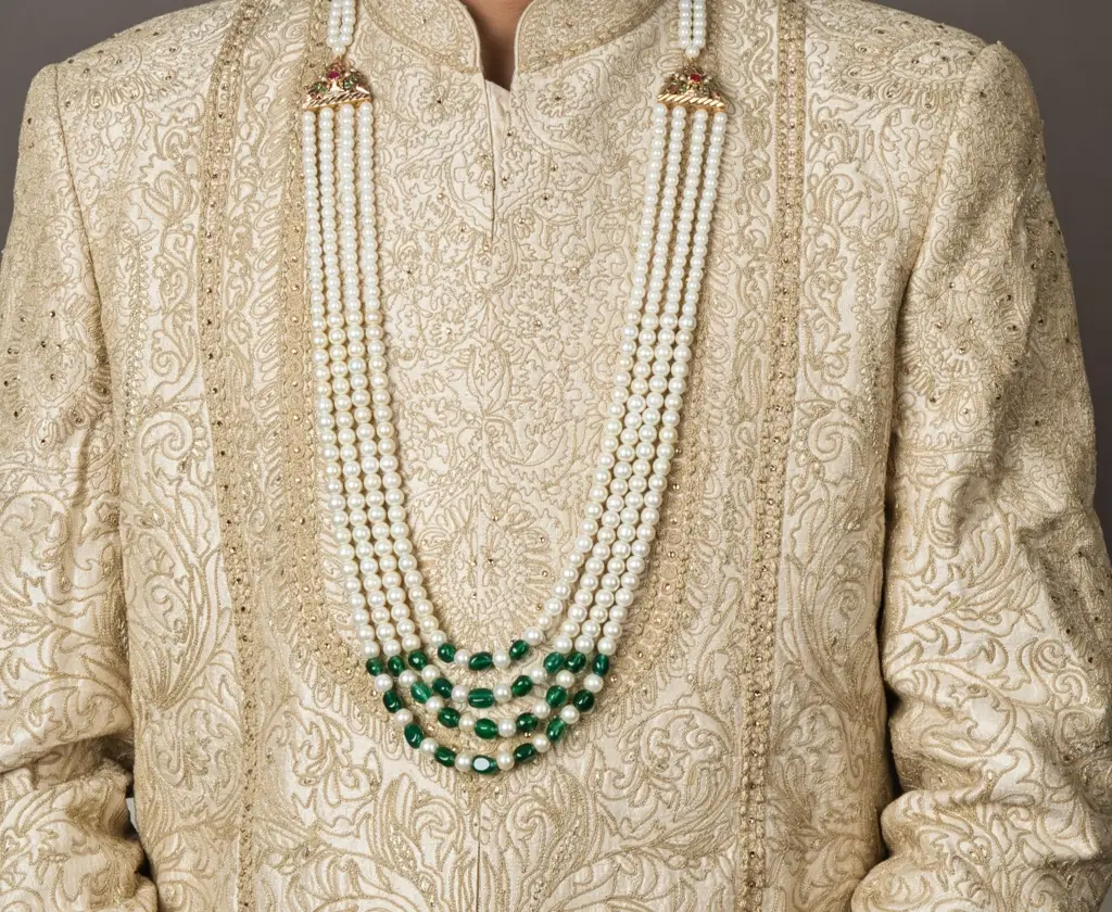 Royal Green And White Groom Sherwani Mala : RMQJ0100