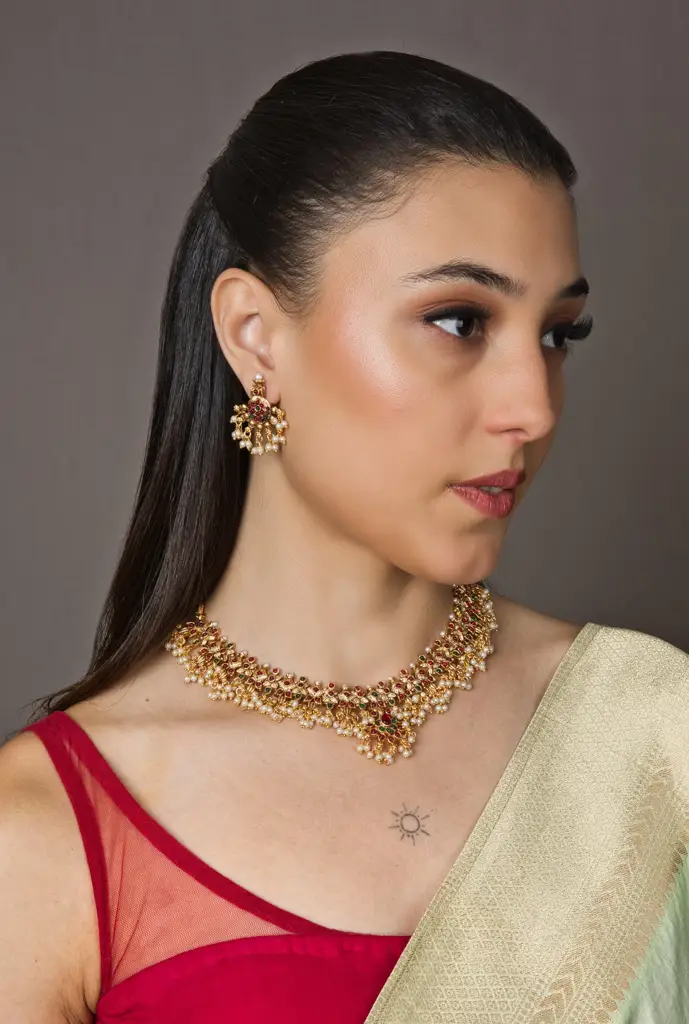 Multicolor Temple Choker Set With Earrings : ASQJ117